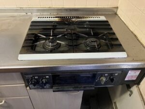 千葉キッチン取付け隊　サンウェーブ特殊コンロの工事　施工前